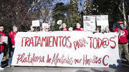 Enfermos de hepatitis C seguirán su protesta en España